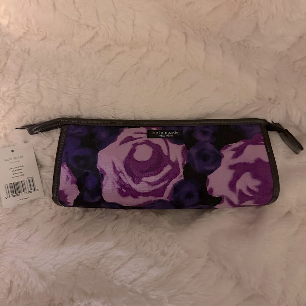 NWT Kate spade east west heddy